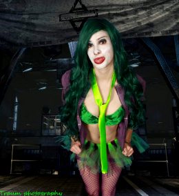 Model Trinity Katze. Photo By Traum Photography. Cosplay Female Joker.